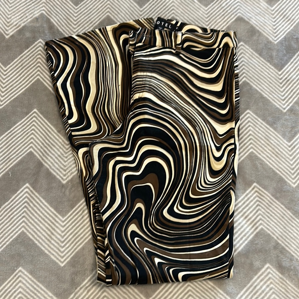 MOTEL Zoven Flare Trouser In 70'S Ripple